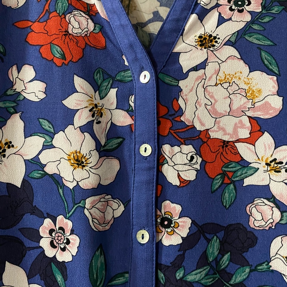 NWT MARKET & SPRUCE Floral Tank Top 3 Button down, Sz L. - Picture 6 of 11